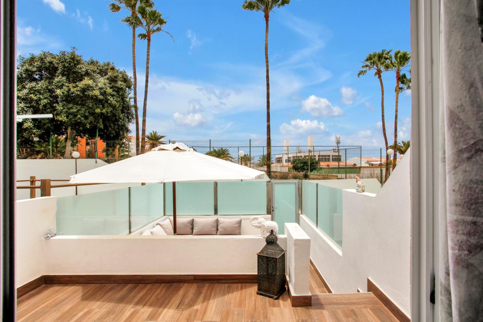Casa Del Sol, Beautiful Terrace, Fast Wi-Fi, Pool Apartment Адехе Екстериор снимка